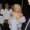 Des seins (i)coniques au cache-œil : retour sur l'évolution stylistique de Madonna