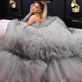 Grammy Awards 2020 : la robe Cendrillon d'Ariana Grande enchante le tapis rouge
