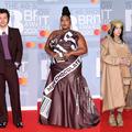 La mode excentrique s'empare du tapis rouge des Brit Awards 2020