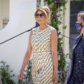 Sans masque, Melania Trump a voté en robe Gucci et escarpins Louboutin