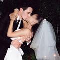 Les photos du mariage secret d’Ariana Grande finalement dévoilées