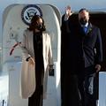La vice-présidente Kamala Harris et son époux, Douglas Emhoff, ont atterri à l’aéroport de Paris-Orly