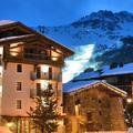 Esprit de famille à l'Hôtel Les 5 Frères, au cœur de Val-d'Isère