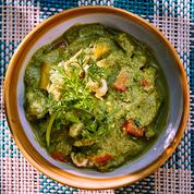 Curry vert de légumes végétarien