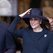 Tea time, massage, champagne… À quoi va ressembler l'accouchement de Kate Middleton ?