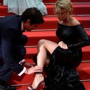 Retour sur... l'incident de sandales de Virginie Efira sur les marches de Cannes