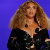 Beyoncé, Taylor Swift, Harry Styles... Les tenues les plus éclatantes des Grammy Awards