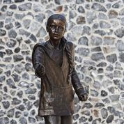 Une statue de Greta Thunberg fait polémique dans une université britannique