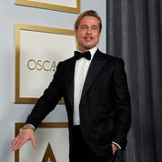 Brad Pitt et son chignon sont-ils les vraies stars des Oscars 2021 ?