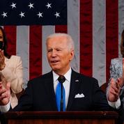 Joe Biden entouré de Kamala Harris et Nancy Pelosi : la photo historique au discours des 100 jours