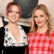 Reese Witherspoon foule le tapis rouge avec sa fille de 22 ans, Ava Phillippe, à Los Angeles