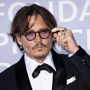Johnny Depp revient au cinéma dans le rôle de Louis XV face à Maïwenn en comtesse du Barry