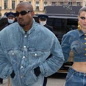 Total look jean : Kanye West et Julia Fox en mode 