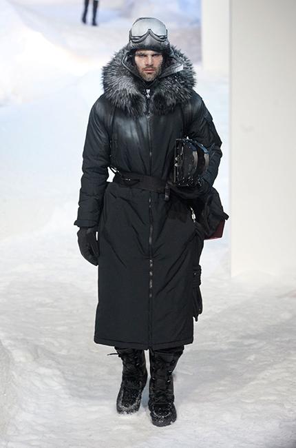 Défilé Moncler Gamme Rouge Automne-hiver 2013-2014 Prêt-à-porter - Madame  Figaro