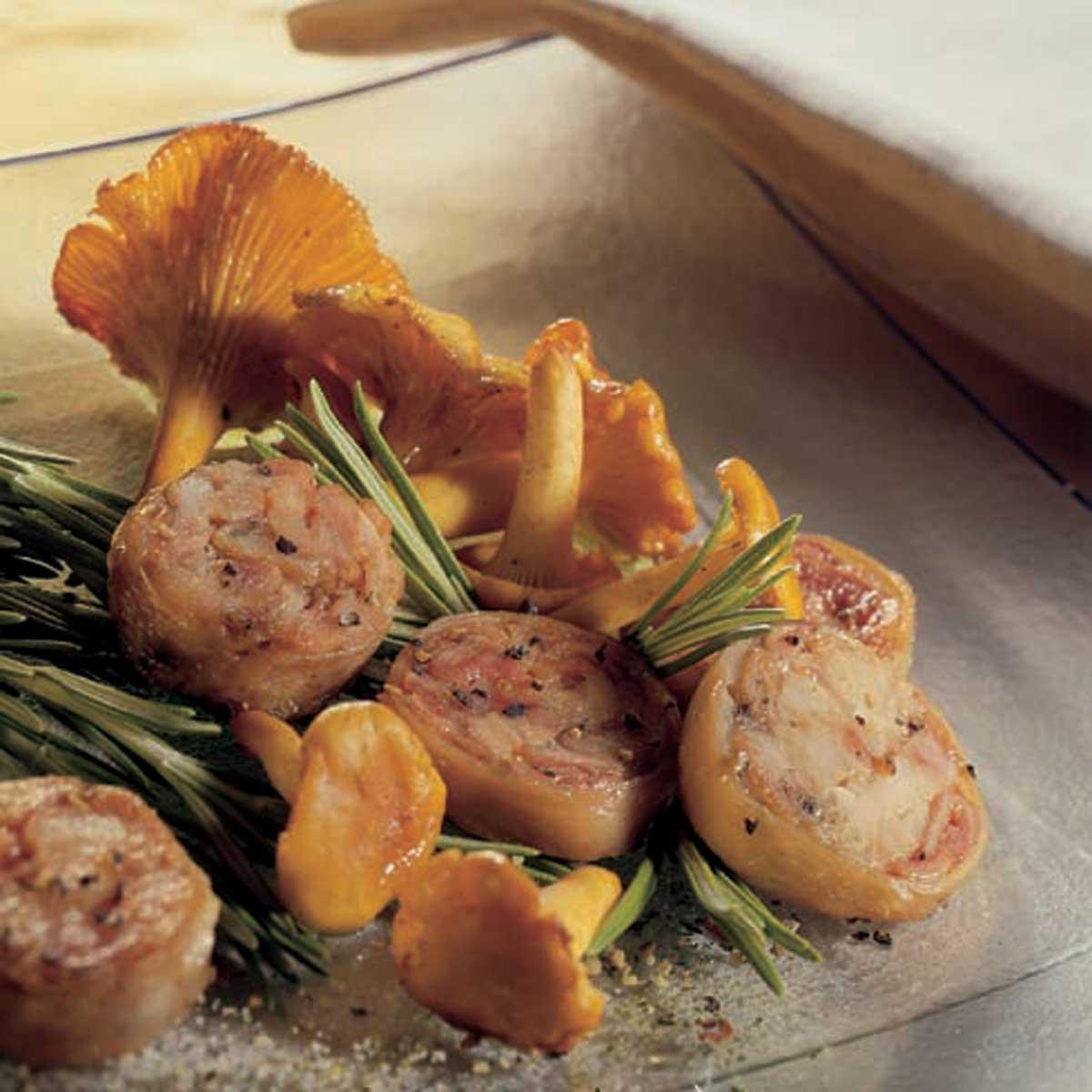 Recette poêlée d'andouillettes aux girolles Cuisine / Madame Figaro