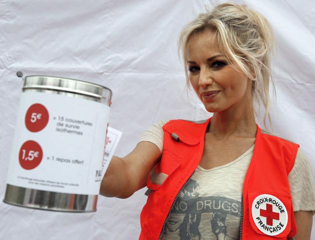 Adriana Karembeu lance la quête annuelle de la Croix-Rouge - Madame Figaro