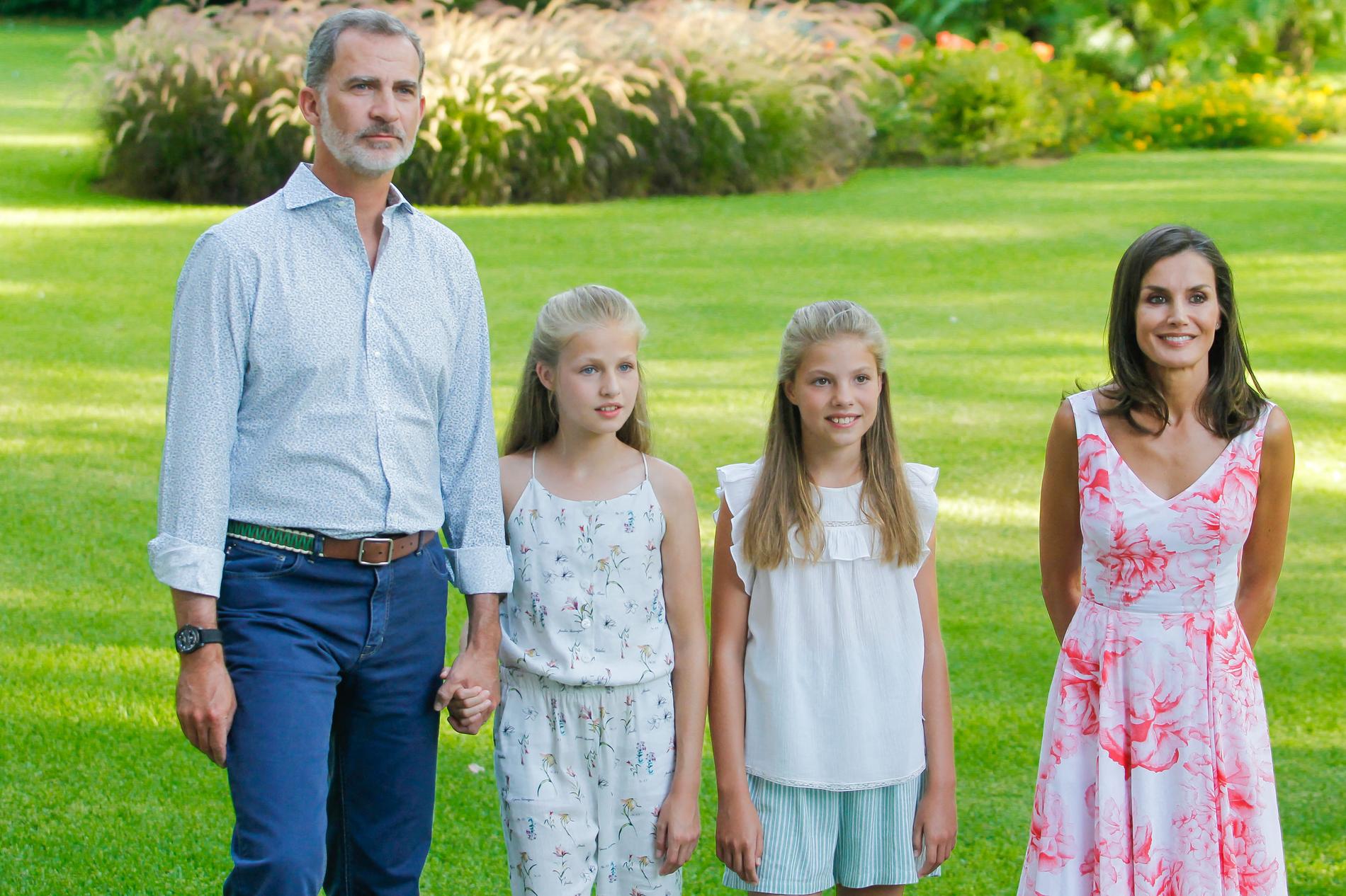 La Famille Royale Espagnole Et Sa Traditionnelle S ance Photo Estivale 