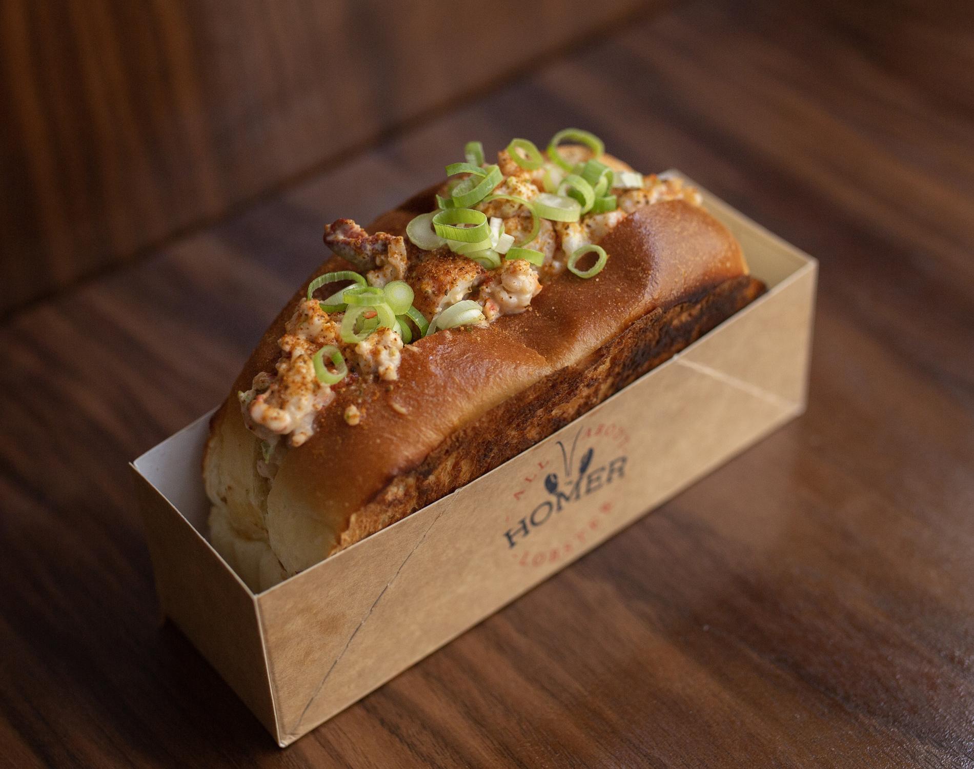 Success Story Pourquoi Tout Paris En Pince Pour Le Lobster Roll De Moise Sfez Cuisine Madame Figaro