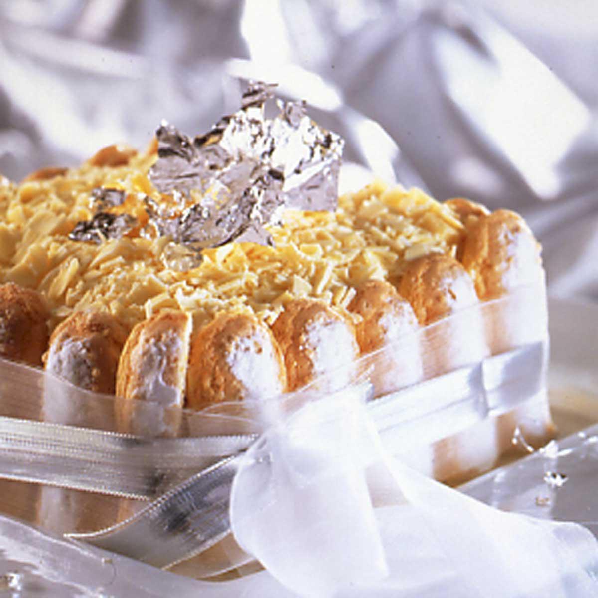 Vacherin Eclair Tiramisu Desserts Pour Le Nouvel An