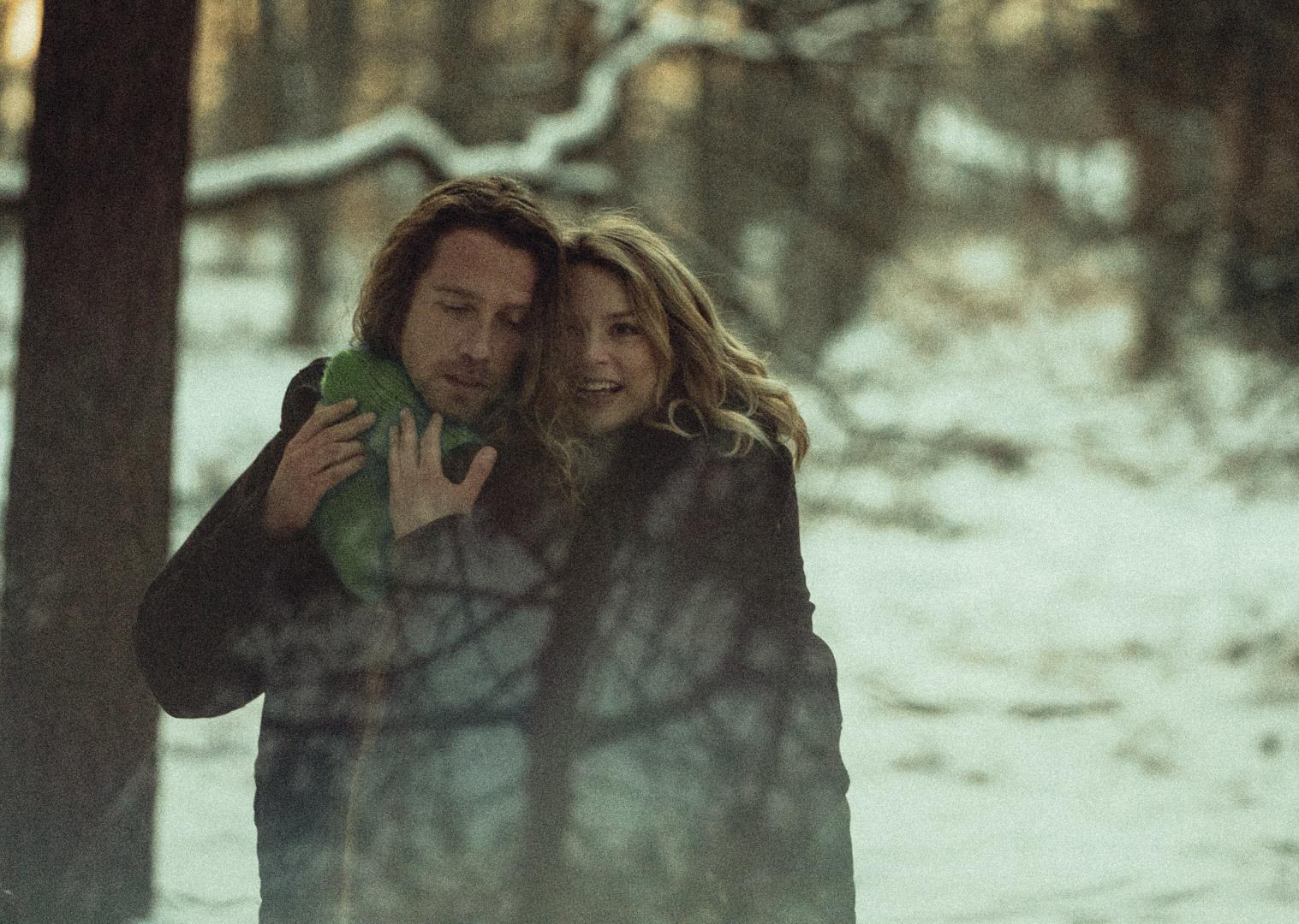 Clip Julien Dore Helene Et Les Garcons Kiki", le nouveau clip de Julien Doré avec Virginie Efira, son amie de  longue date