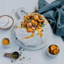 Pavlova pistaches et mirabelles de Lorraine 