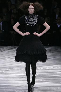 Défilé Alexander McQueen Automne hiver 2008 2009 Prêt à Défilé Alexander McQueen Automne hiver 2008 2009 Homme
