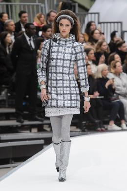 Defile Chanel Automne Hiver 2017 2018 Pret A Porter Madame Figaro