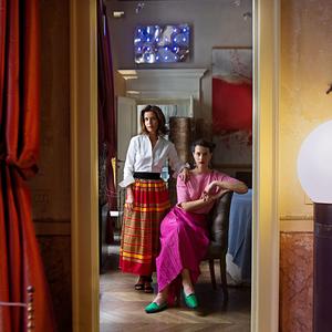 Style shabby aristo, bric-à-brac ultraraffiné : immersion dans l'appartement Visconti à Milan 