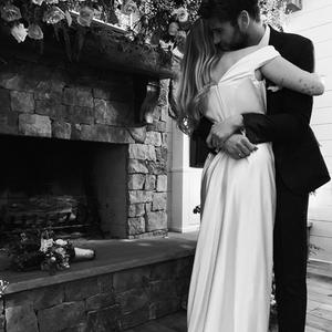 Miley Cyrus s'est mariée en robe Vivienne Westwood