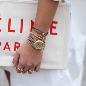 Comment prendre soin de ses bijoux et montres l'été ? Comment prendre soin de ses bijoux et montres l'été ?