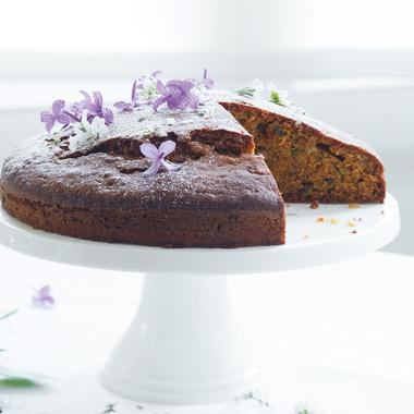 Gâteau courgettes, noix, cardamome