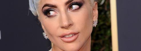 Lady Gaga, son Golden Globe et son collier à 5 millions de dollars