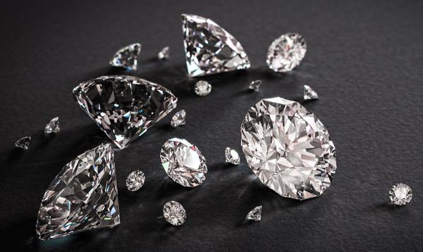La différence entre diamants naturels et de synthèse est-elle obscure ?