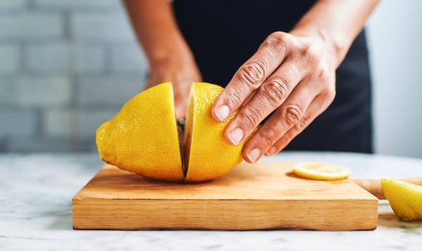 Sept idées reçues sur les bienfaits du citron