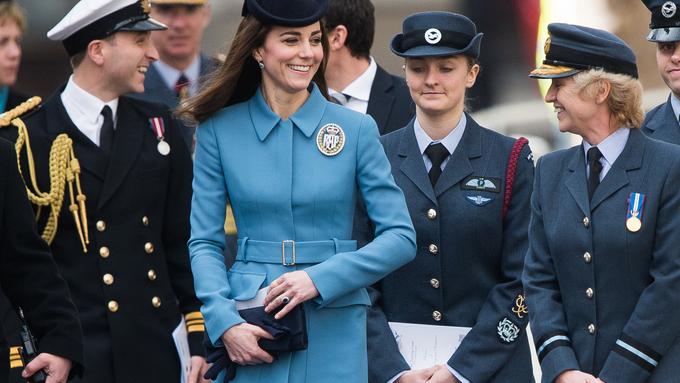 Sitemapcdatahttpsshopinf Inetcomkate Middleton Enceinte De Jumelles