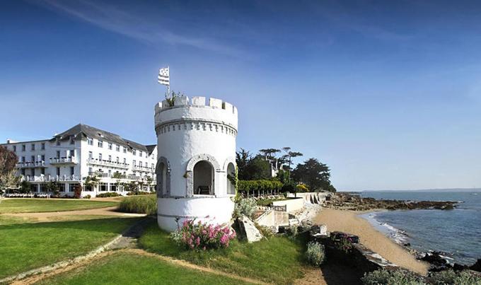 à Locquirec Une Villégiature Desthète Madame Figaro