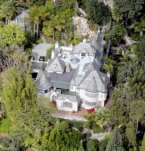 Celine Dion Vend Son Chateau Au Quebec A Perte Madame Figaro