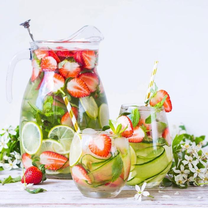 10 recetas de Bebidas de vitaminas para adoptar este verano - pepino, limón, fresa, menta