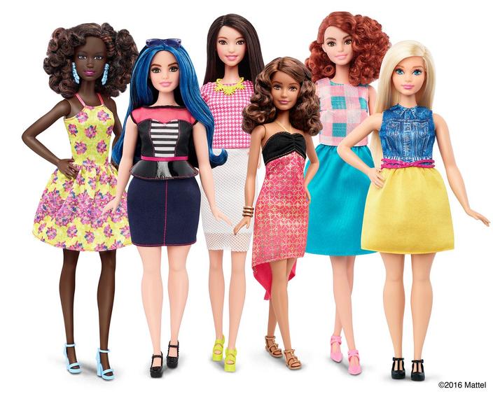 Nouveau 2017 Mattel Barbie entrée Basic poupées robe à fleurs 