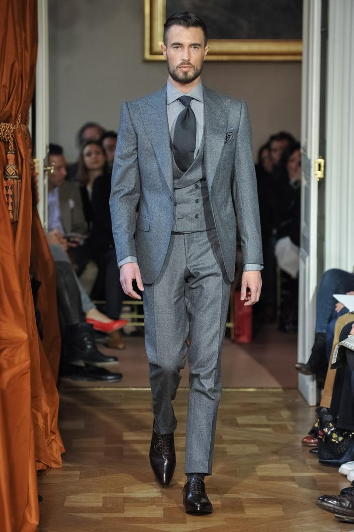 Le costume trois pièces revient : les conseils pour le porter avec style