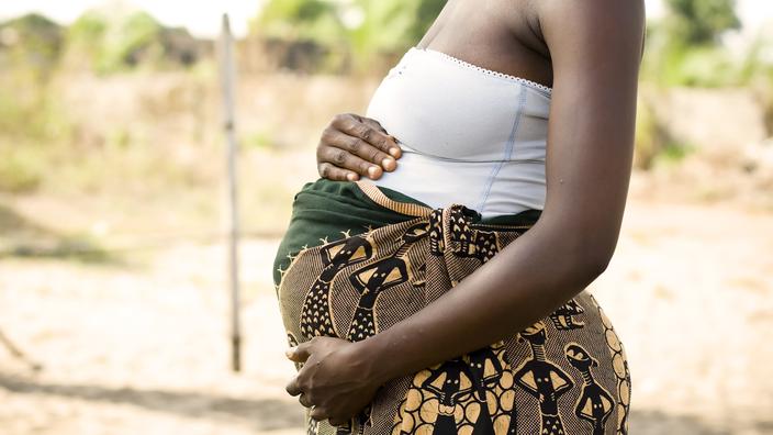 femme africaine enceinte cherche homme