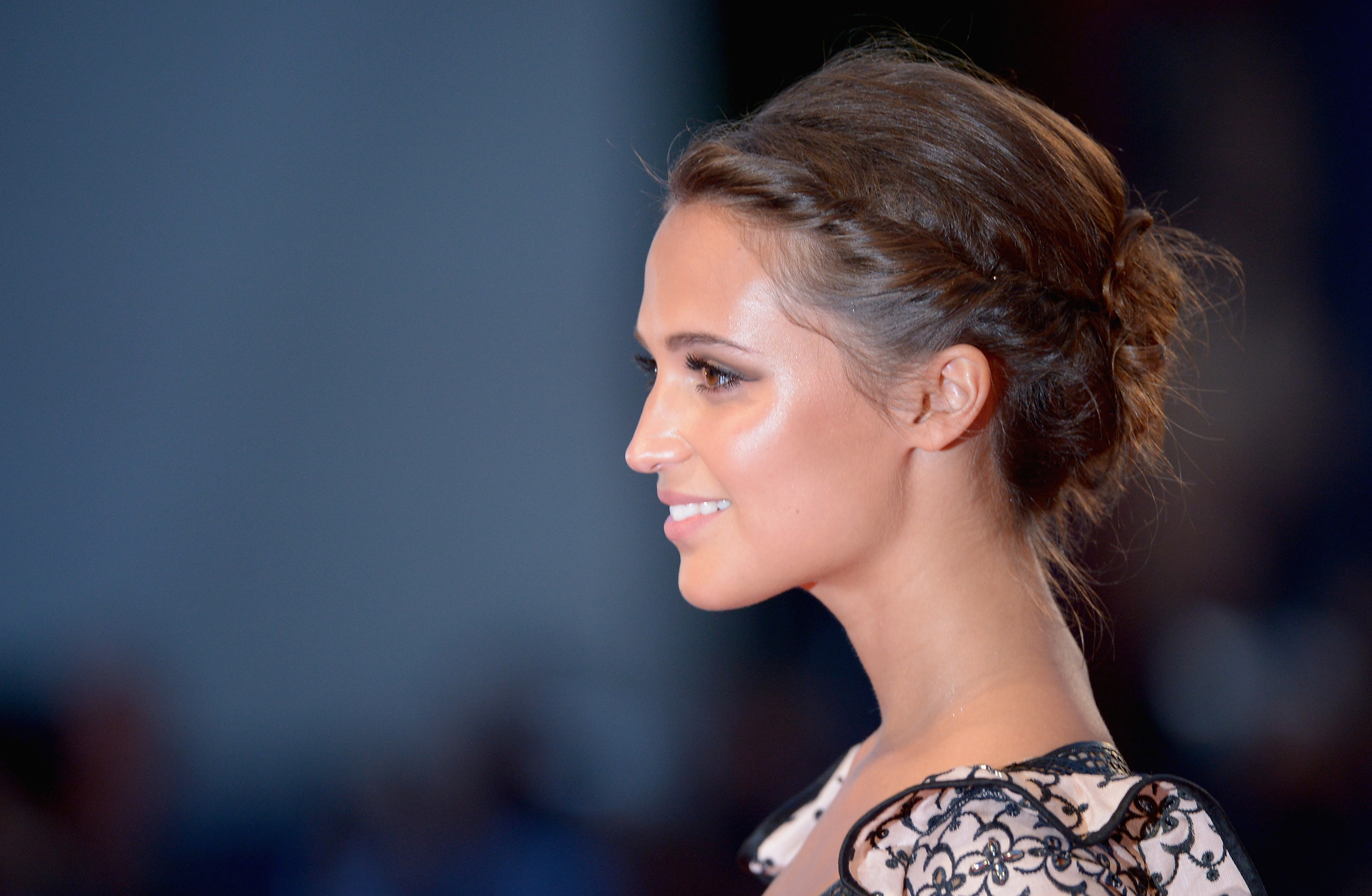 Alicia Vikander : ses plus belles coiffures