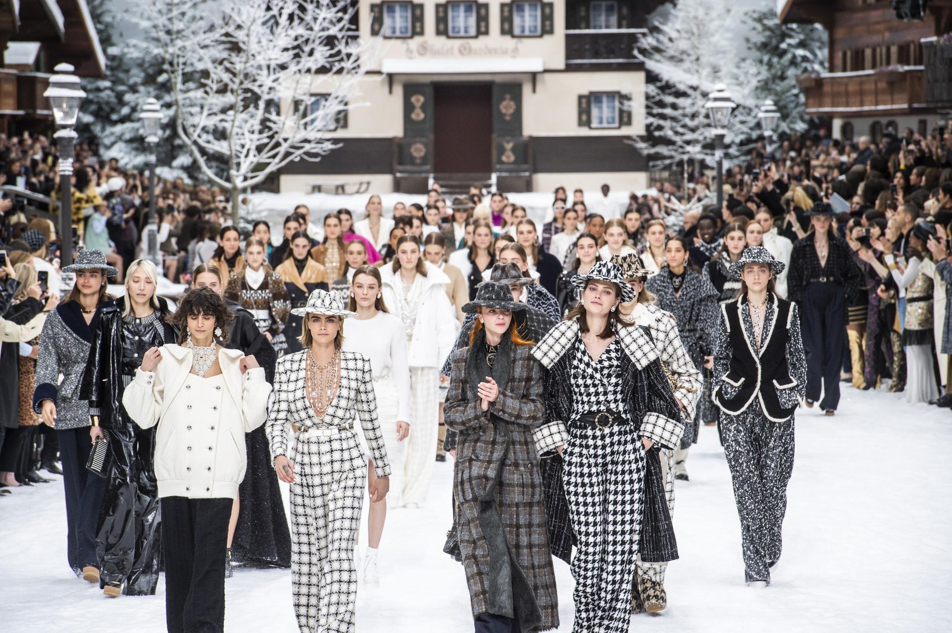 Défilé Chanel Prêt à porter Automne-Hiver 2019-2020 - Paris - Elle