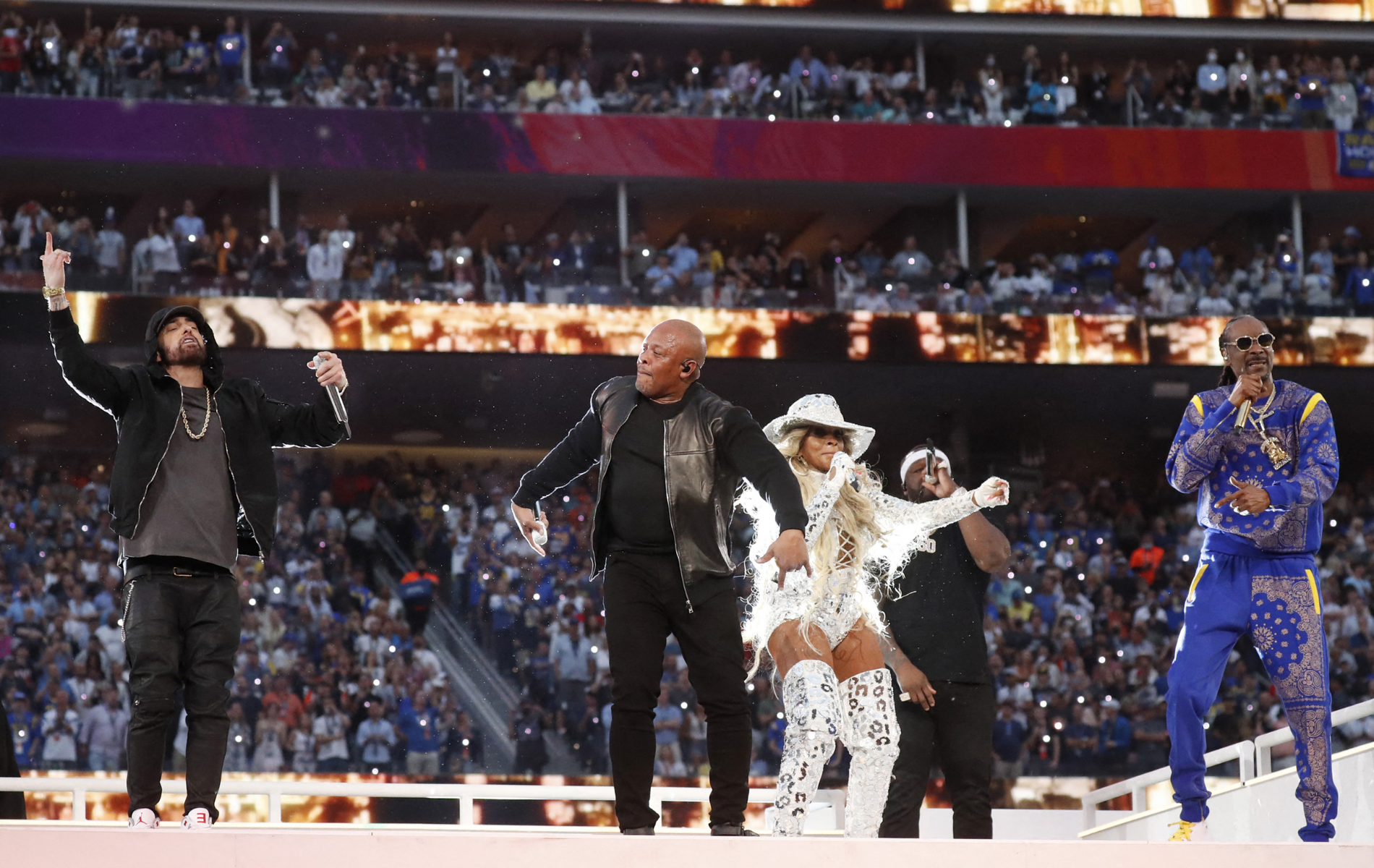 Super Bowl halftime: See Dre, Mary J. Blige, Snoop, Kendrick, Eminem