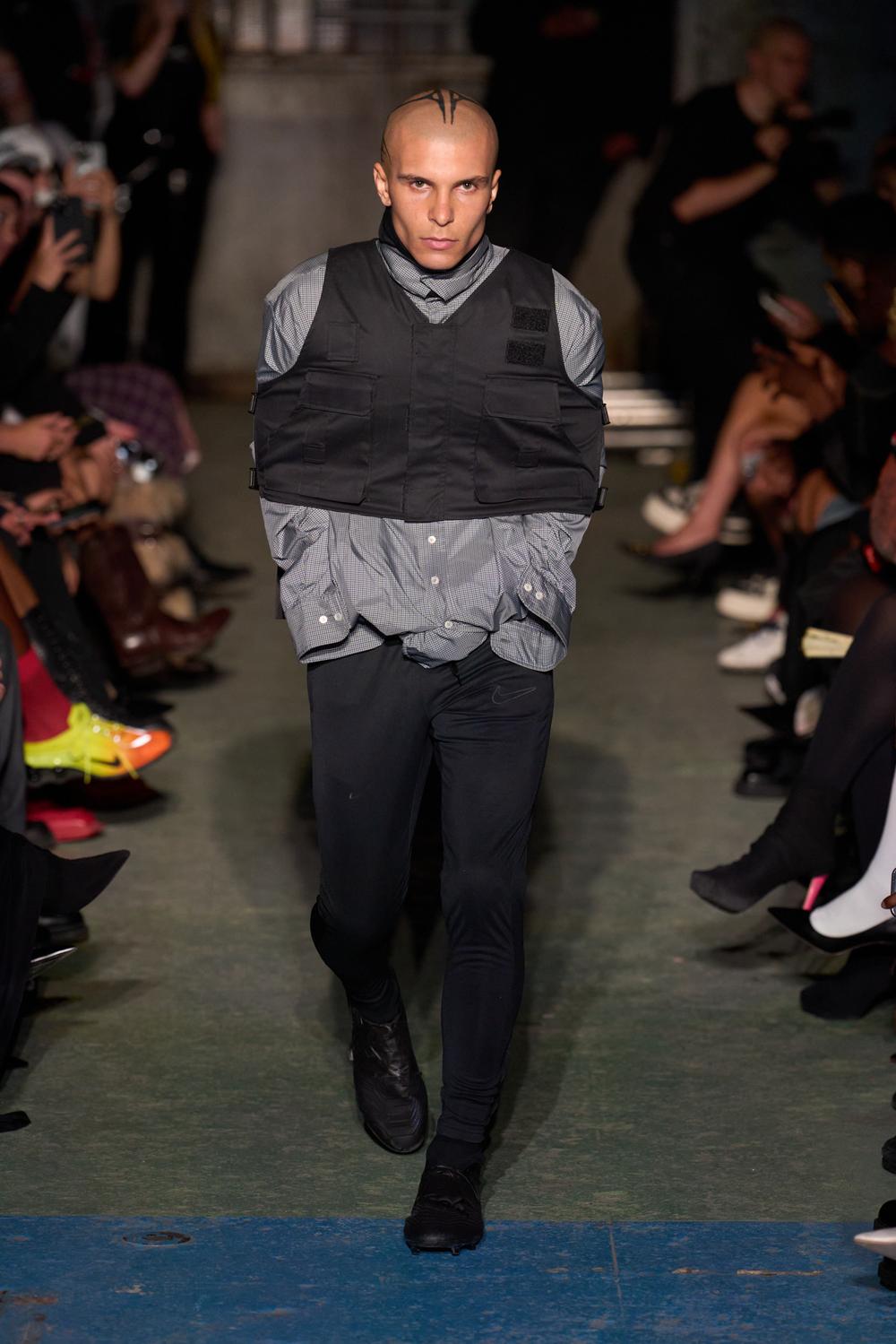 Man Defiling Défilé - Prototypes - Homme Printemps-Eté 2025