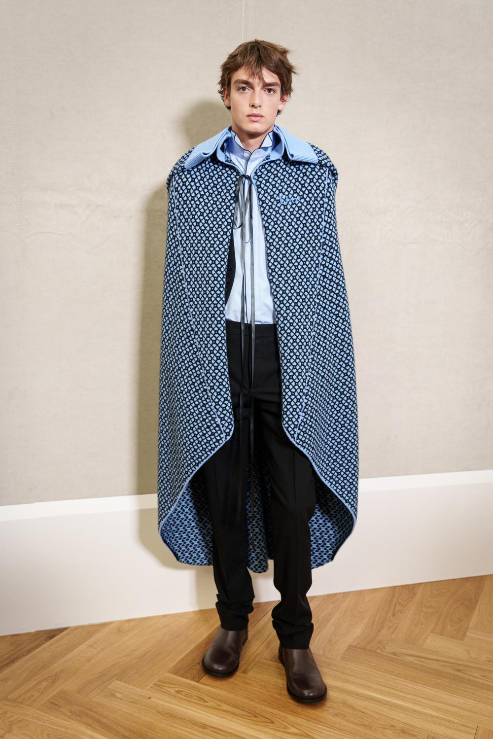 Man Defiling Défilé - Dior men - Homme Printemps-Eté 2026