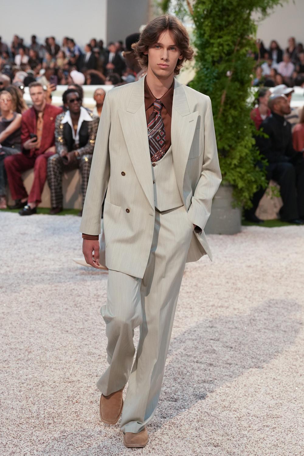 Man Defiling Défilé - Amiri - Homme Printemps-Eté 2026