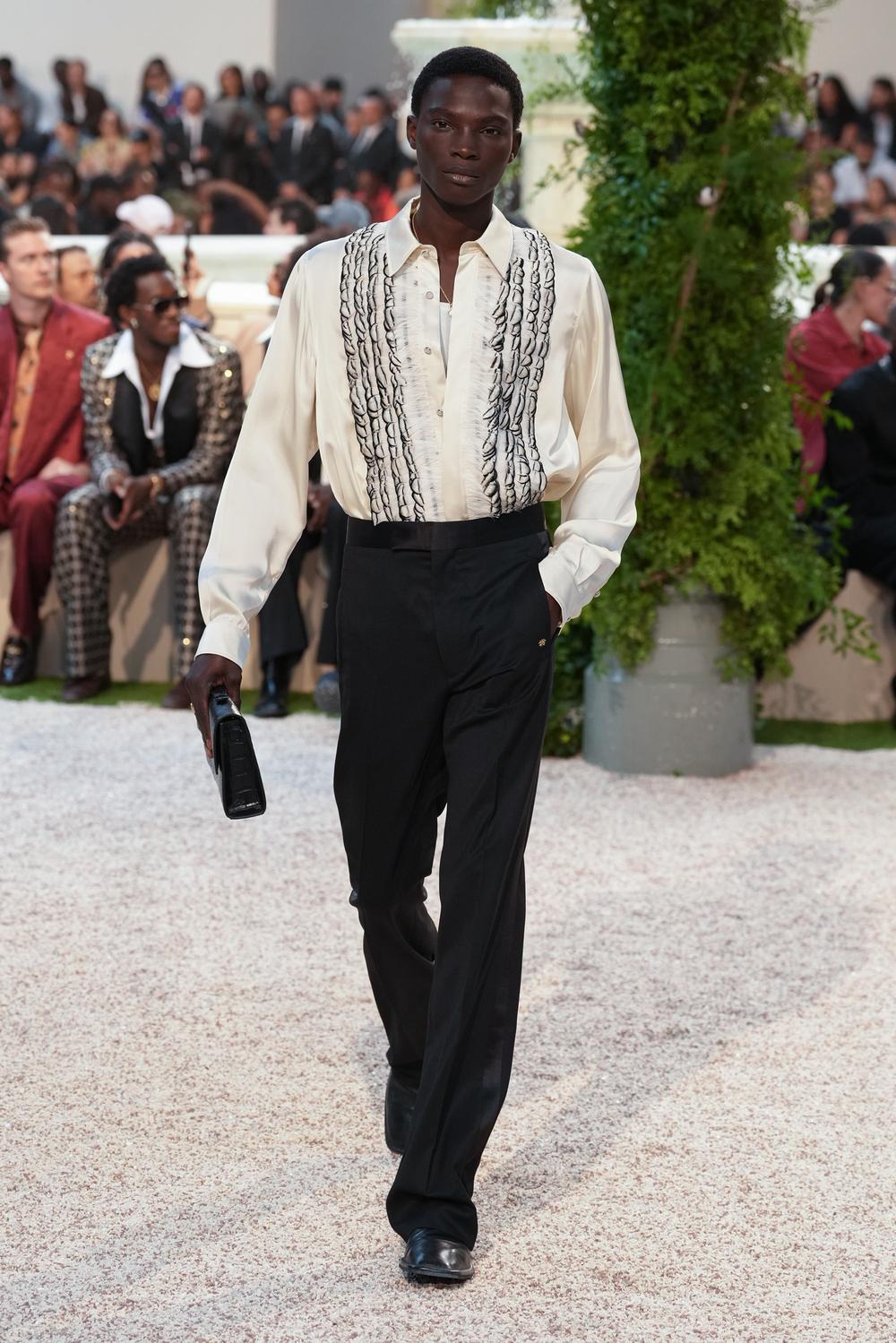 Man Defiling Défilé - Amiri - Homme Printemps-Eté 2026