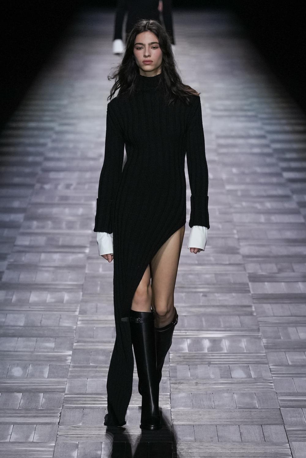 Jupe Asymétrique Ann Demeulemeester Automne 1997 - Laine Verte, Taille US 6, Ceinture Boucle, Vintage Belge