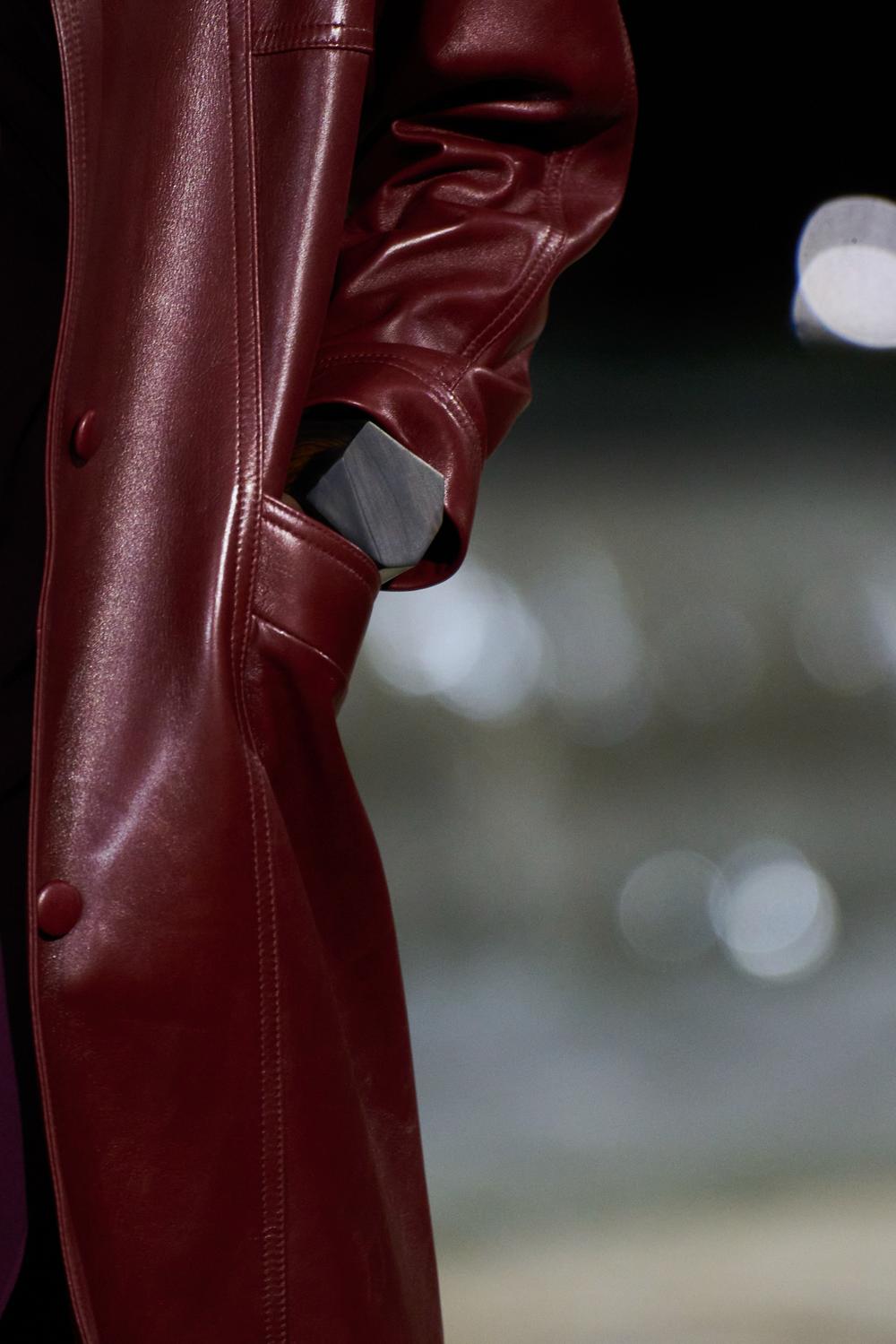 Défilé - Saint laurent - Prêt à porter Printemps-Eté 2023